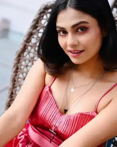 Call Girls Service in Batiyagarh